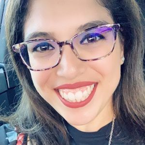 Meet your Posher, Jacquelyn